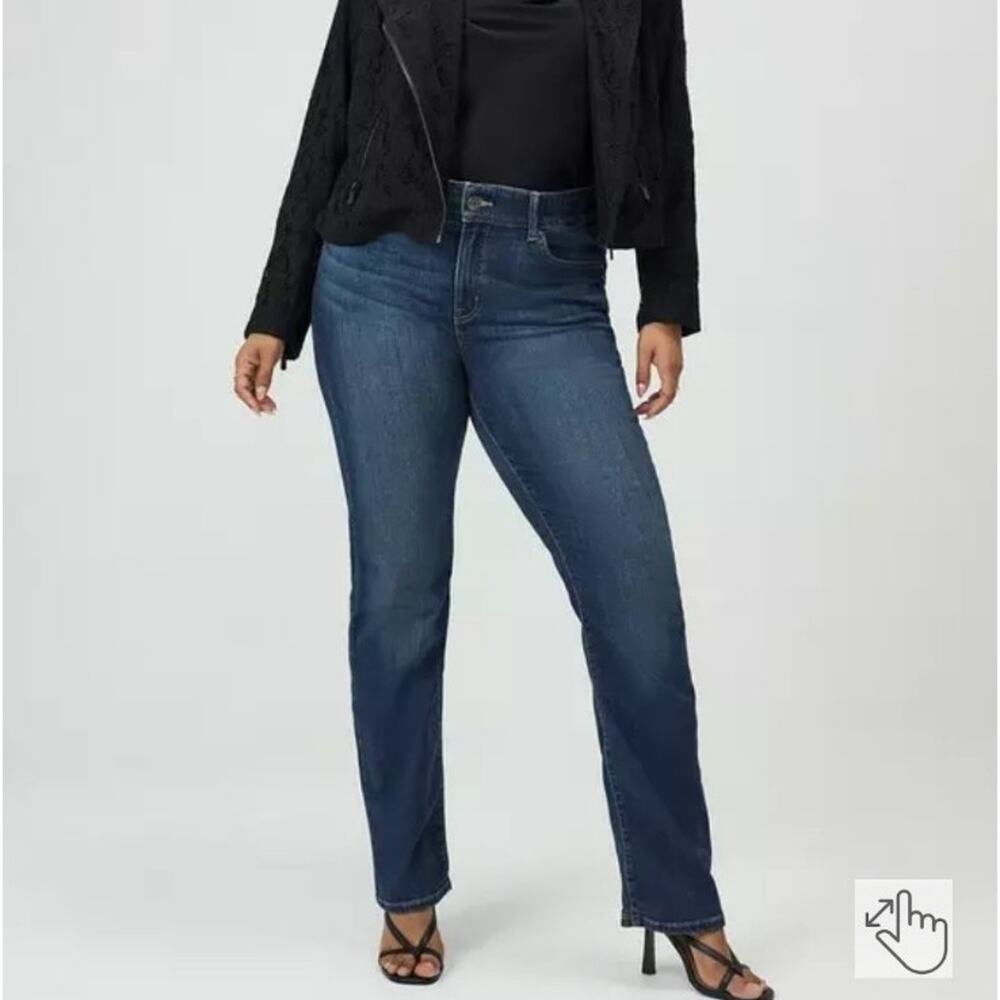 Torrid Bombshell Straight Leg Jeans 22R Plus Premium Stretch Blue Denim